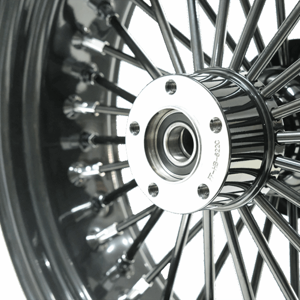 Black motorcycle wheel - Image 4
